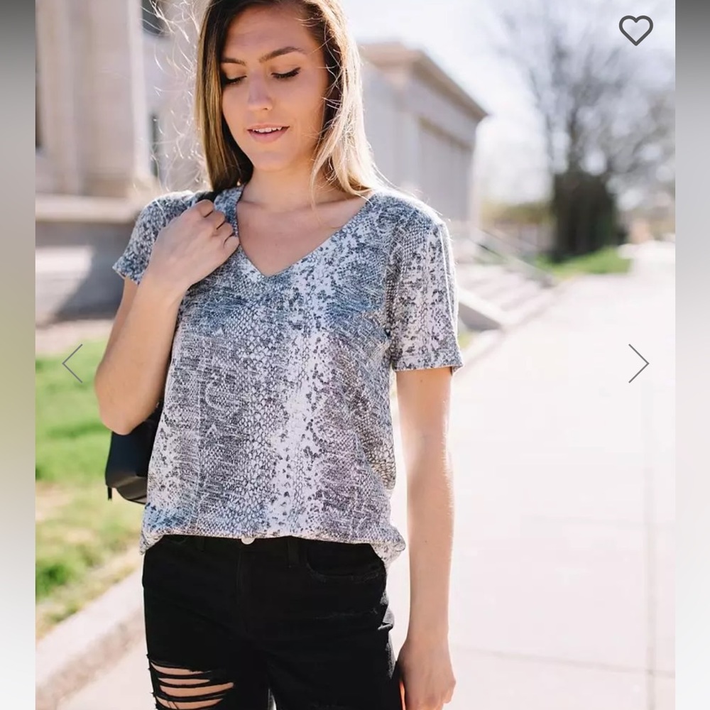 White Crow Snake Skin Print V Neck